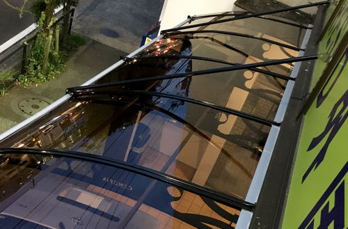 デザインひさし