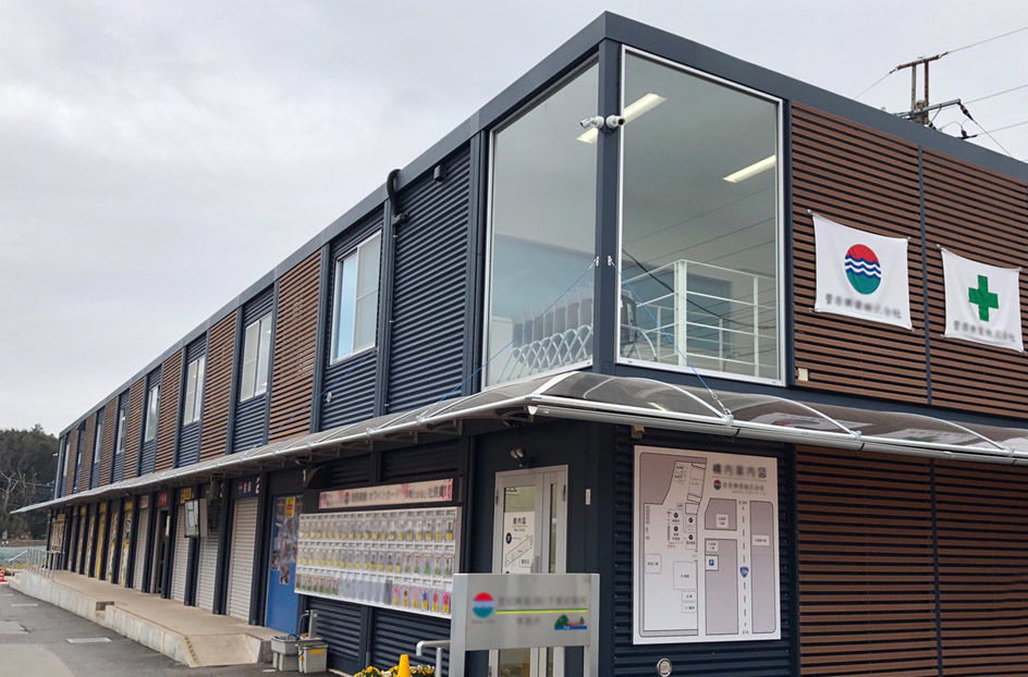 ケノフィックスで庇の後付け簡単