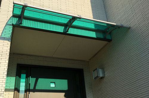 #庇#後付け #雨よけ #デザインひさし #洗濯物　#バルコニー　#ベランダ #軒ひさし