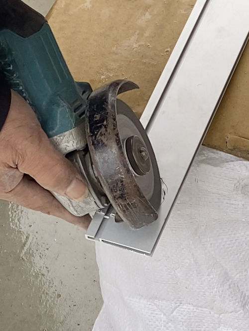 #玄関 #後付け #ひさし後付け #雨よけ #ひさし#自転車置き場 #エントランス #駐車場 #ガレージ #バルコニー