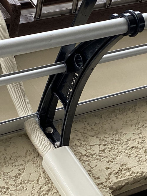 #玄関 #後付け #ひさし後付け #雨よけ #ひさし#自転車置き場 #エントランス #駐車場 #ガレージ #バルコニー