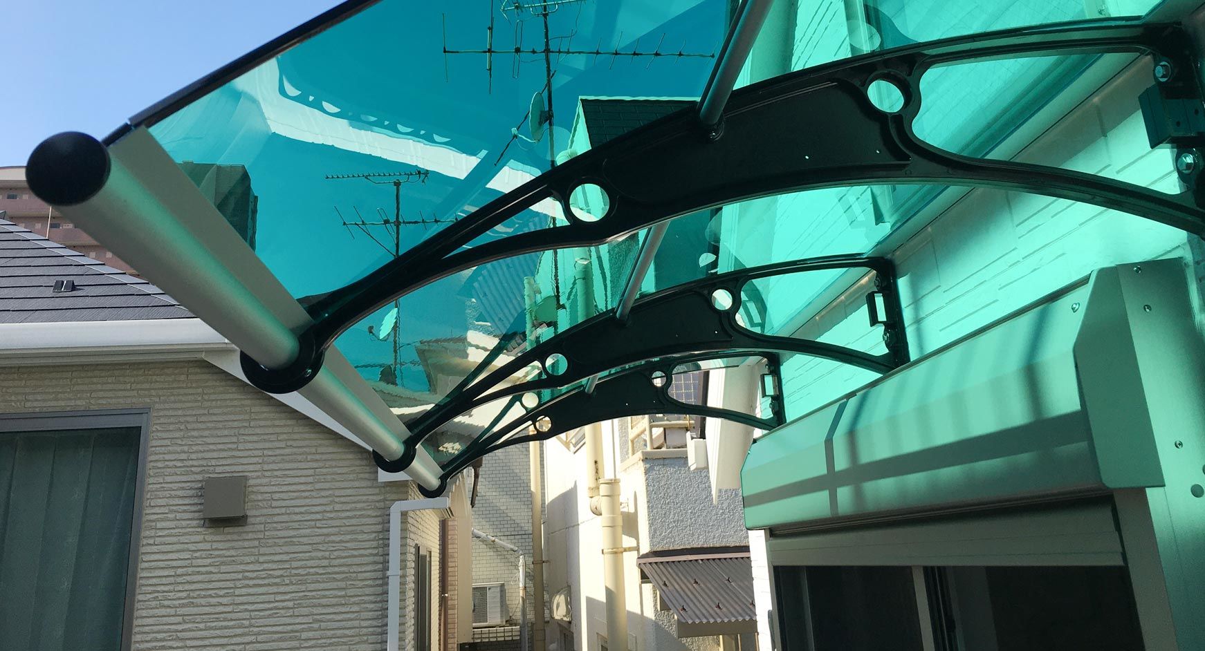 #ベランダ屋根＃後付けひさし