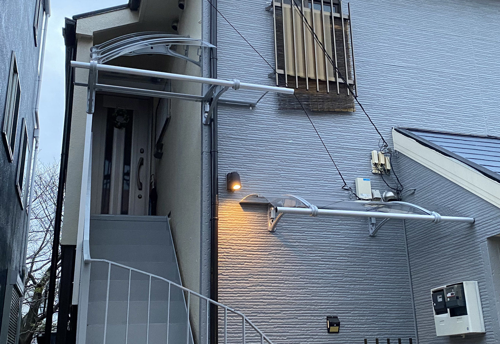 #後付け庇, ＃外階段雨よけ, ＃屋根, 