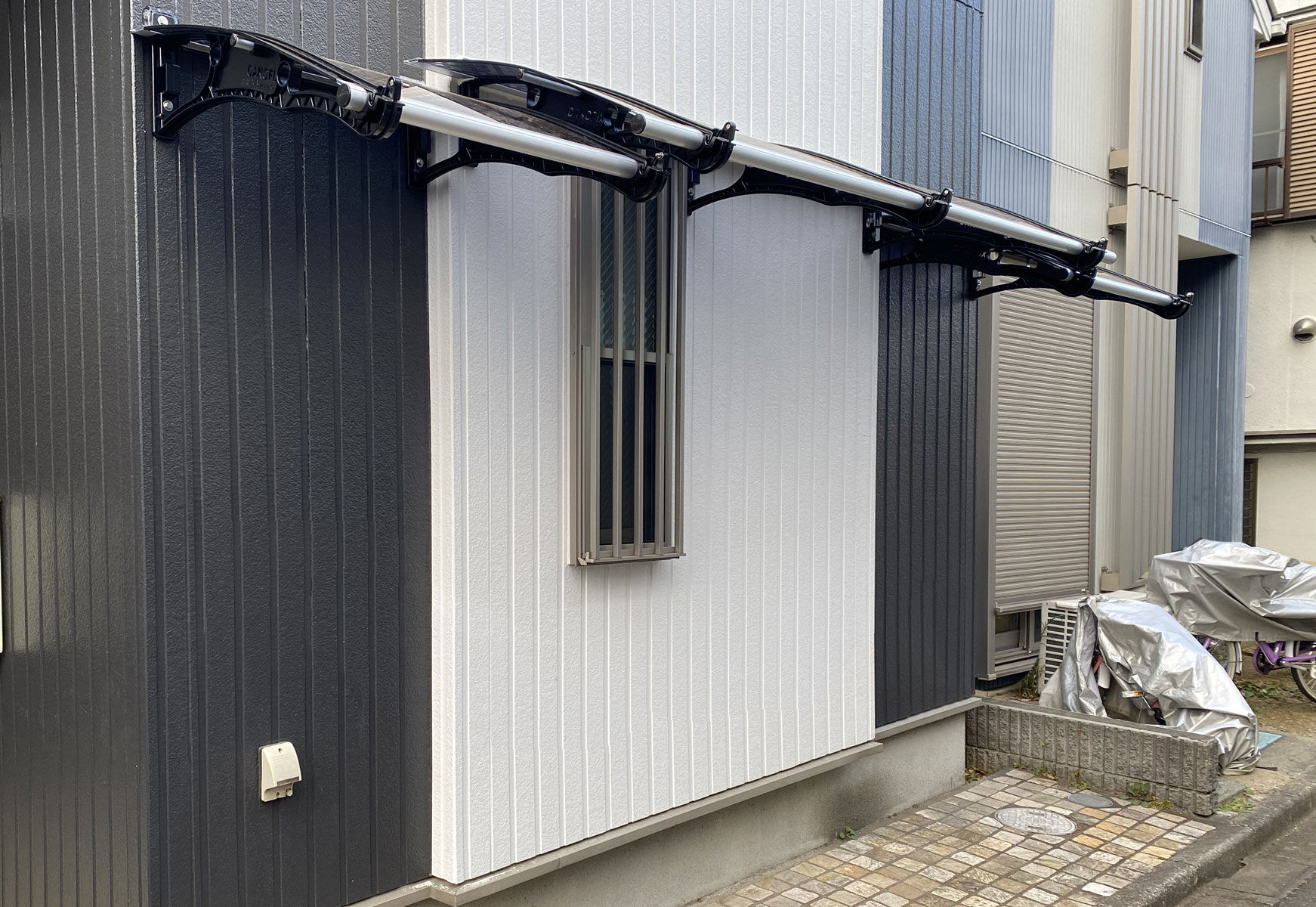 #後付け庇, ＃雨よけ, ＃オシャレ, ＃自転車置き場, ＃サイクルポート, #段差対応