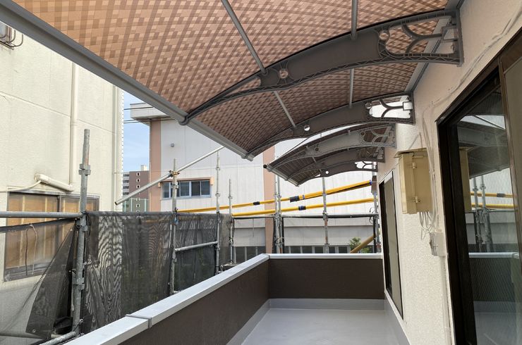 #後付け庇, ＃雨よけ, ＃オシャレ, ＃バルコニ ＃不動産, #リフォーム, #外壁塗装